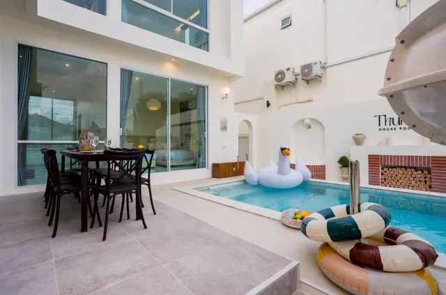 Thunder - Main Cover Photo in Pattaya