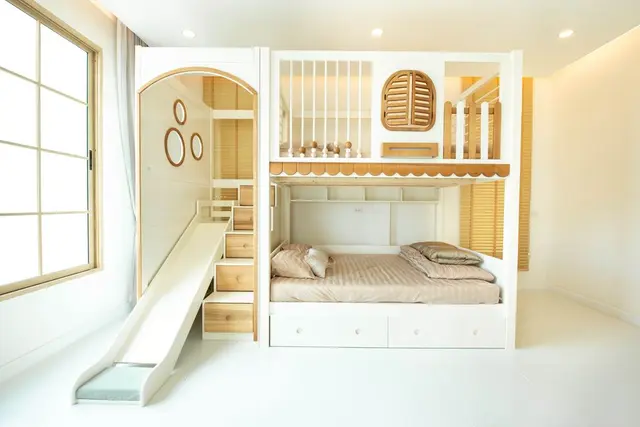 Brown Empire - Bedroom View