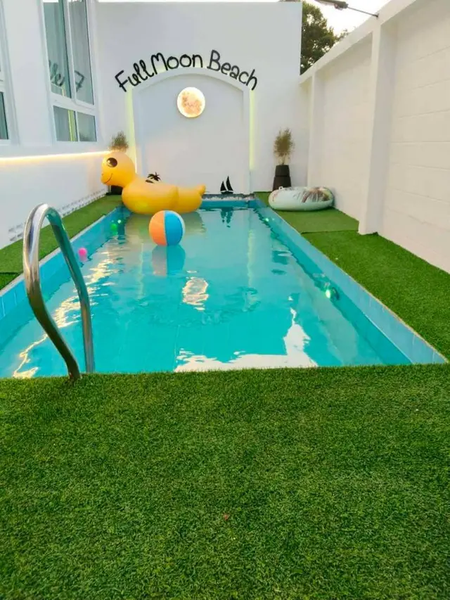 FullMoon Beach - Pool Area View