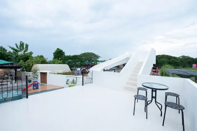 Mushroom - Bedroom View