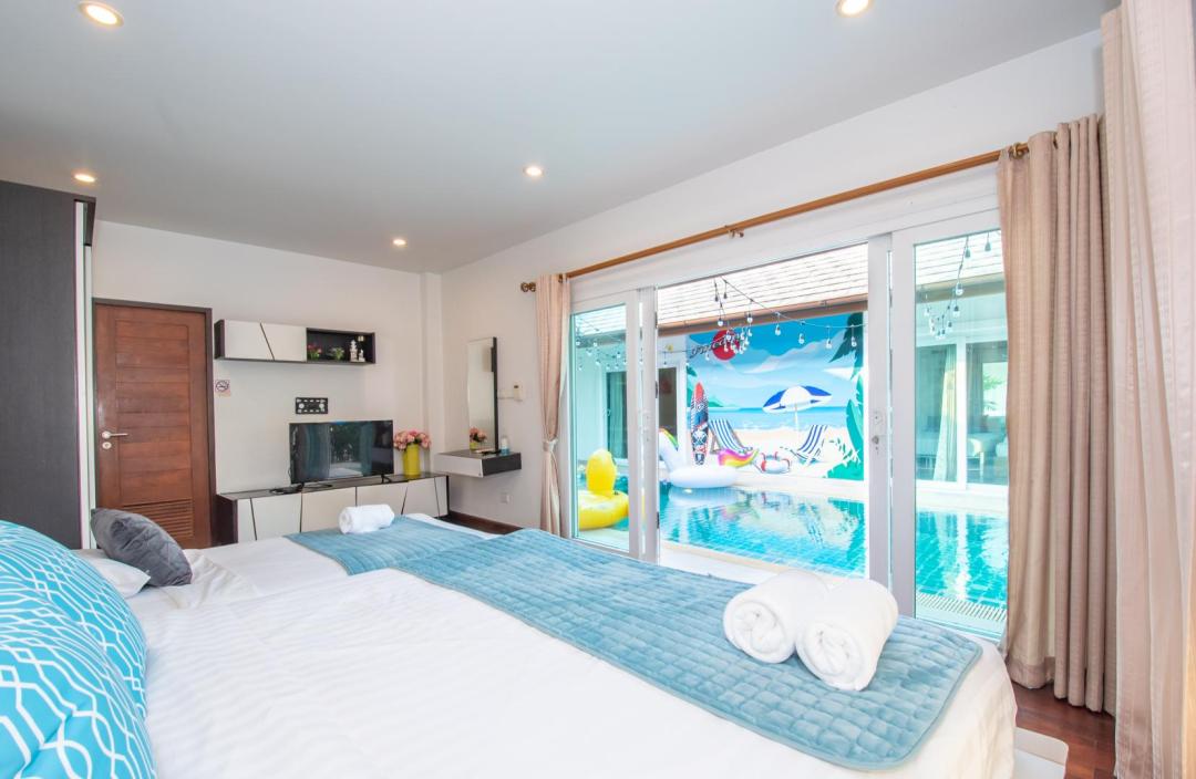 Villa Bedroom 1