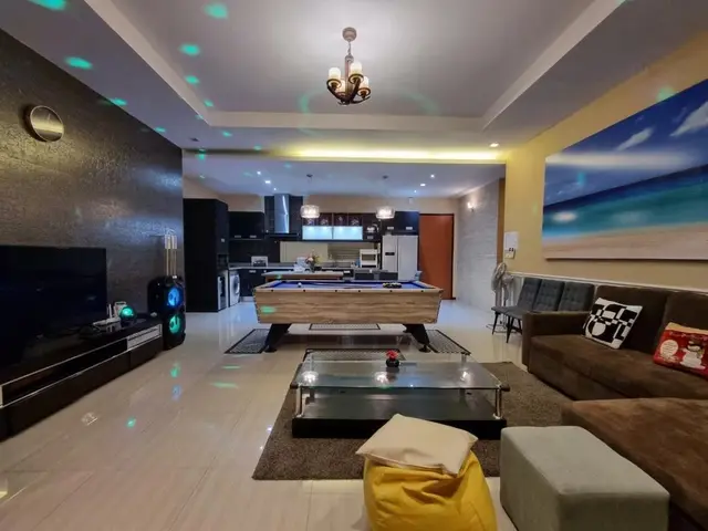 The Golfers Poolvilla - Bedroom View