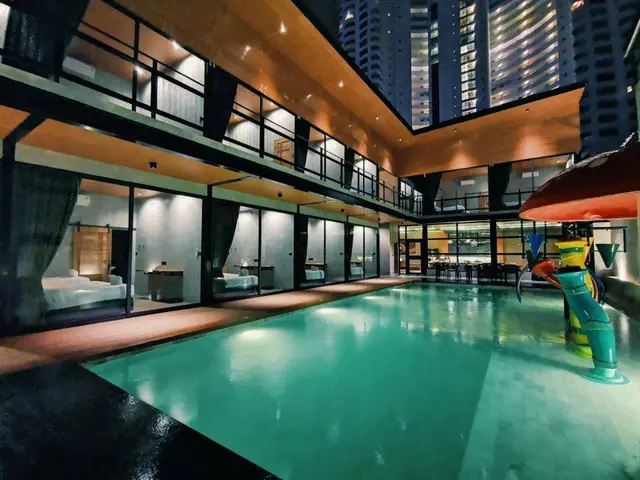 Dojo 14 นอน 14 ห้องน้ำ - Pool Area View