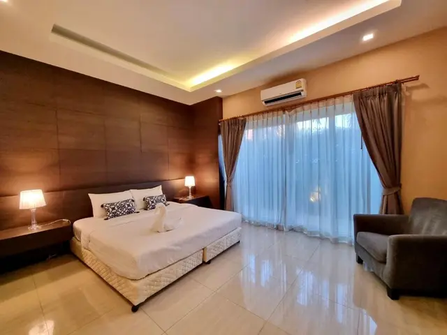 Villa Bedroom 2