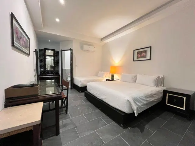 Villa Bedroom 5