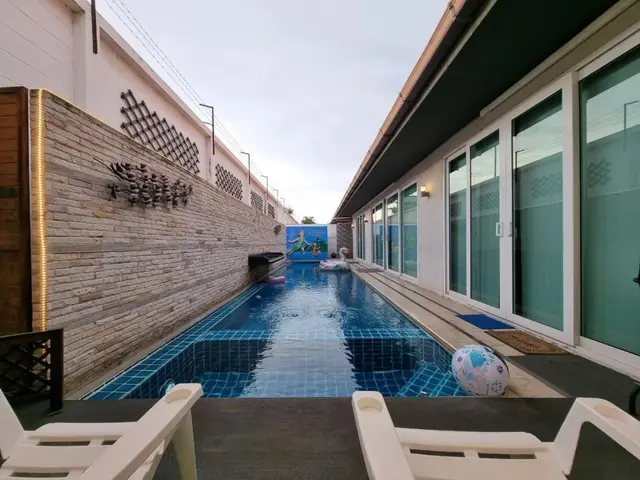 Dream House Poolvilla - Living Area