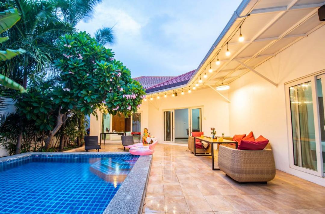 Flamingo เขาพระตำหนัก - Pool Area View
