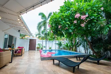 Flamingo เขาพระตำหนัก - Bedroom View