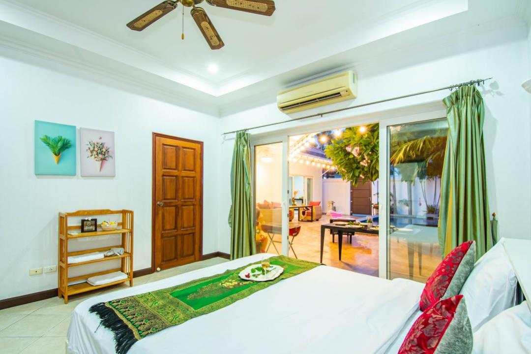 Villa Bedroom 7