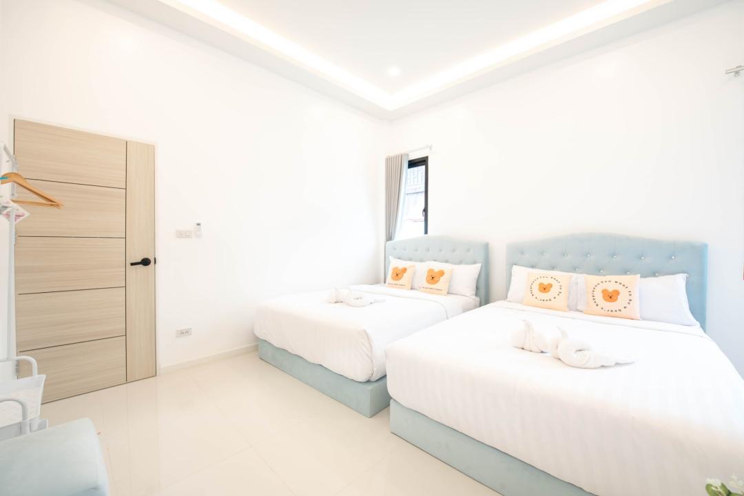 Villa Bedroom 5