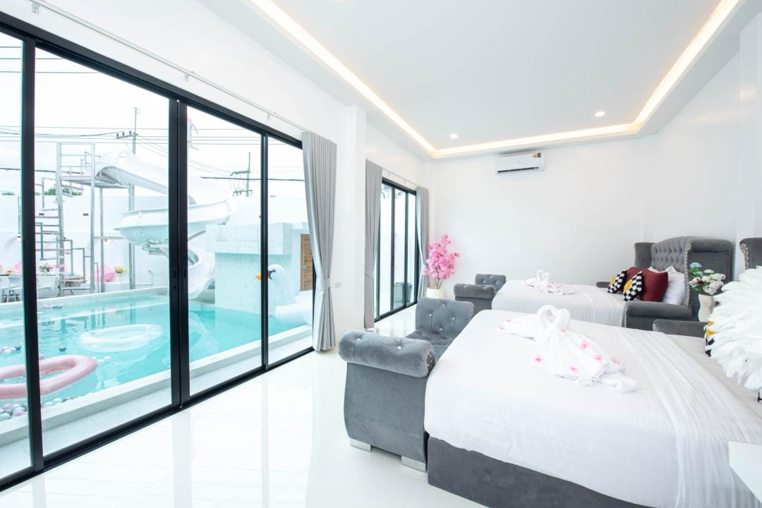 Villa Bedroom 1