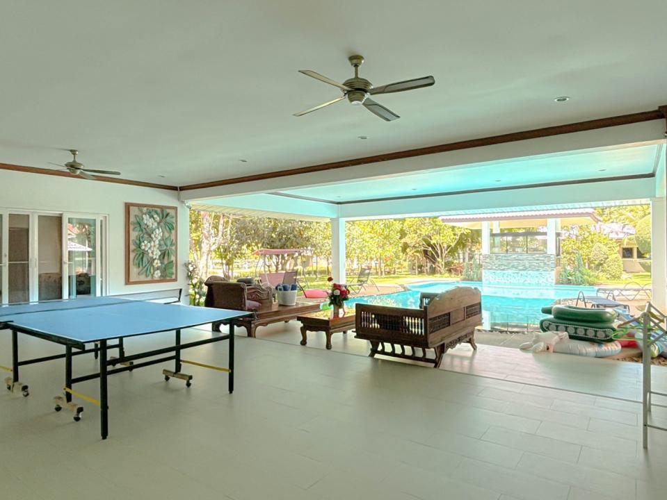Fridayhouse - Living Area
