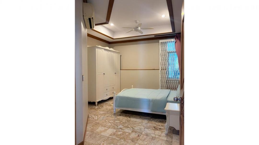 Villa Bedroom 4