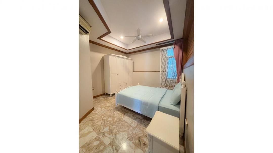 Villa Bedroom 3