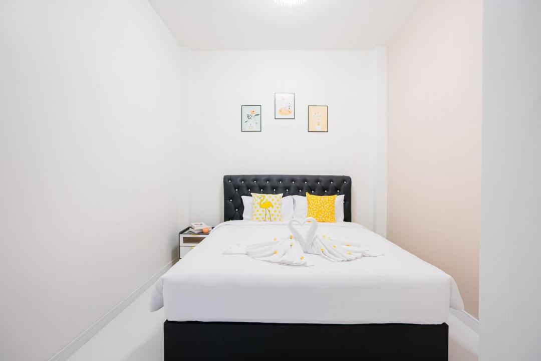 Villa Bedroom 1