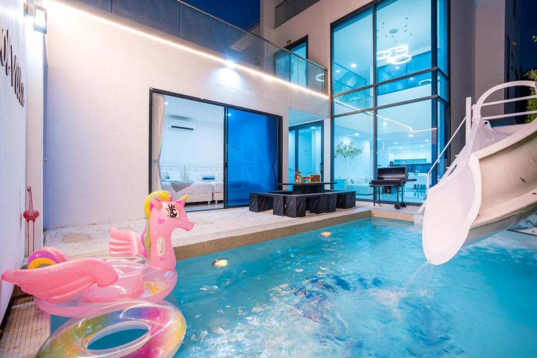 Funny Time - Villa Interior View