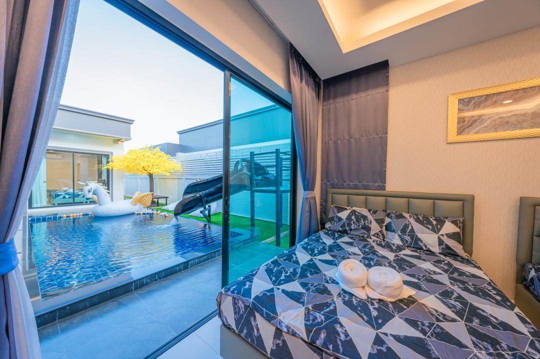 Villa Bedroom 1