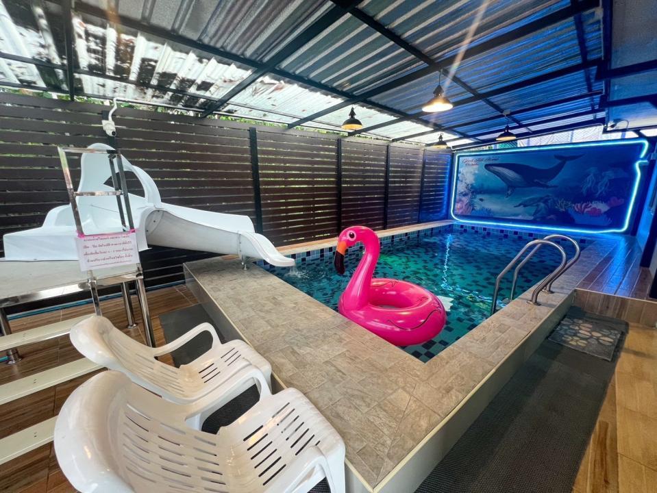 Good Hill Home - Pool Area View