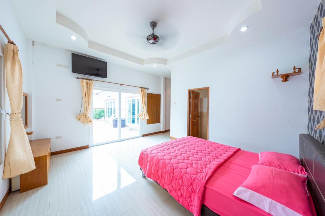 Villa Bedroom 3