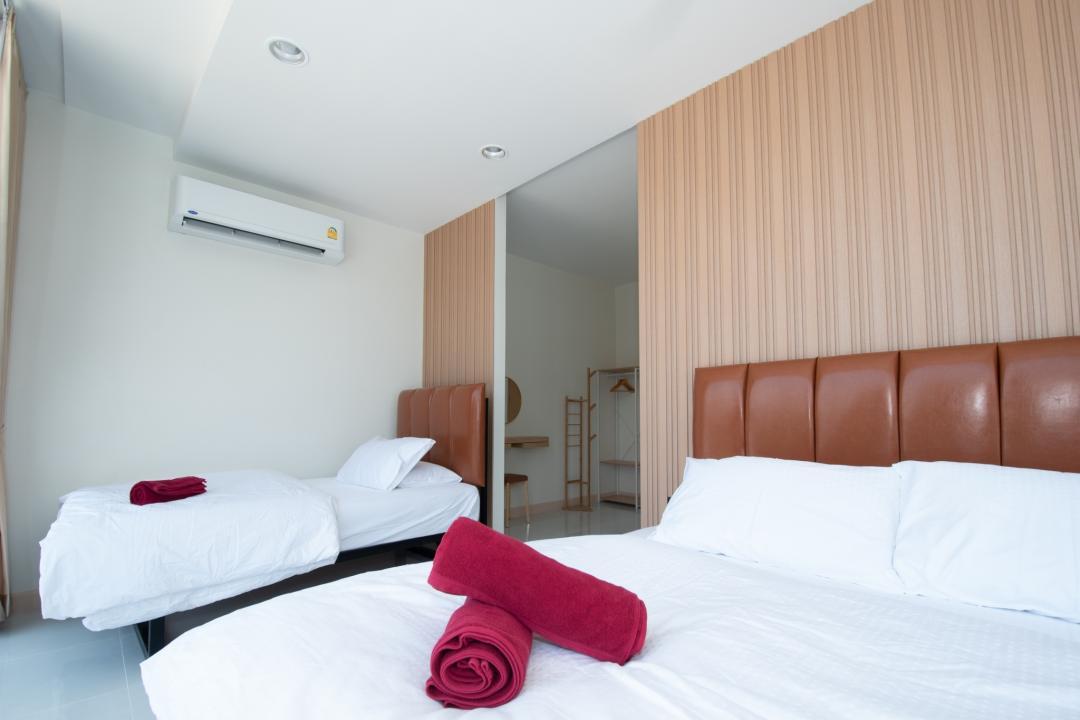 Villa Bedroom 8