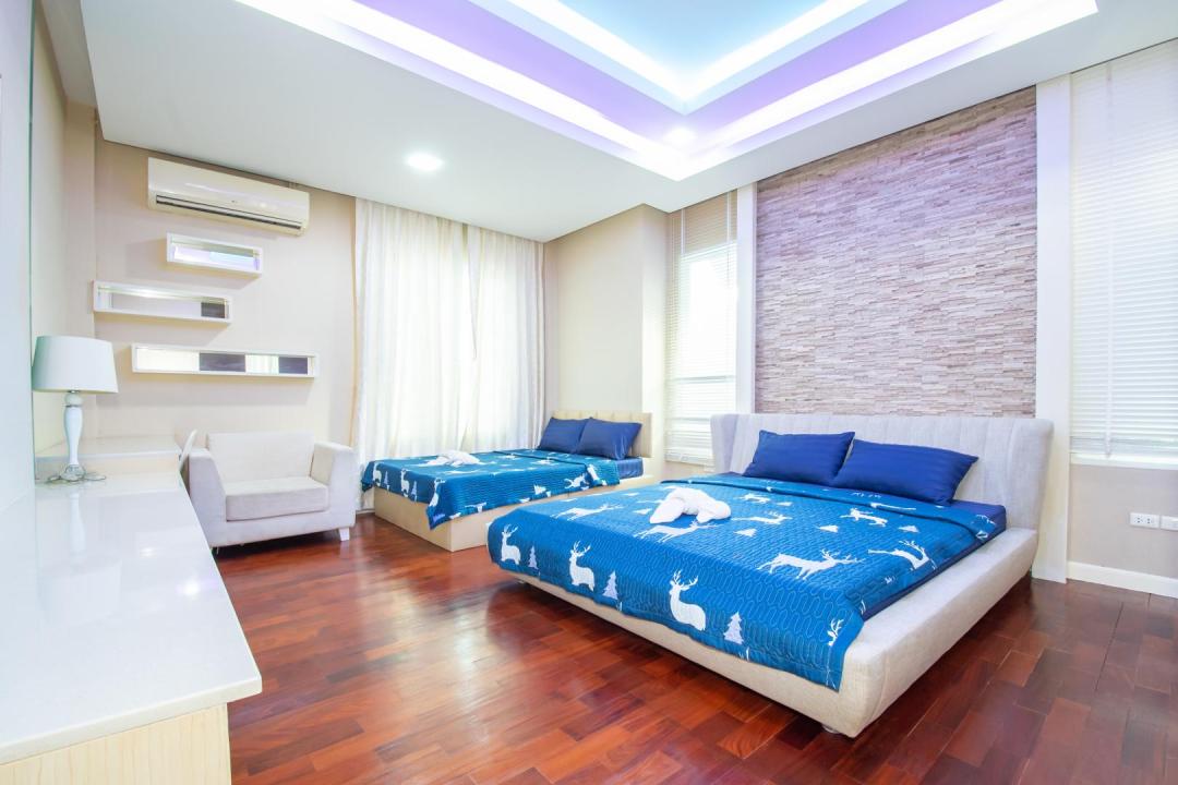 Villa Bedroom 9