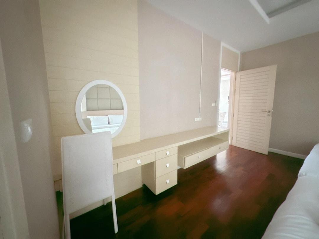 Villa Bedroom 7