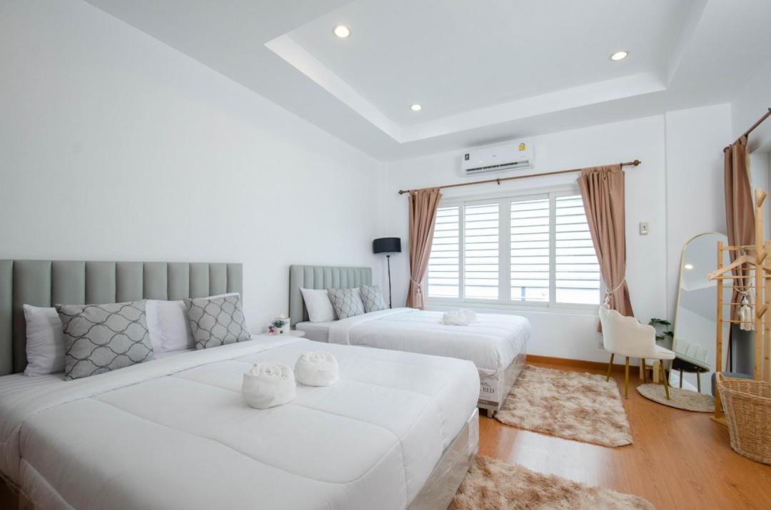 Villa Bedroom 2
