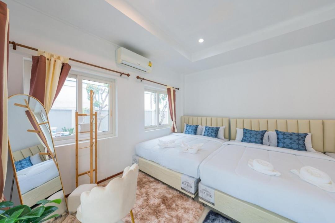 Villa Bedroom 5
