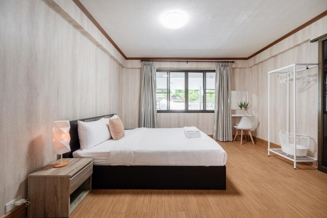 Villa Bedroom 9