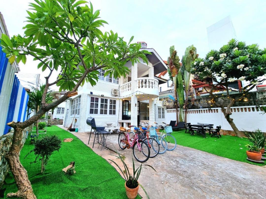 HB Jomtien 55 - Pool Area View