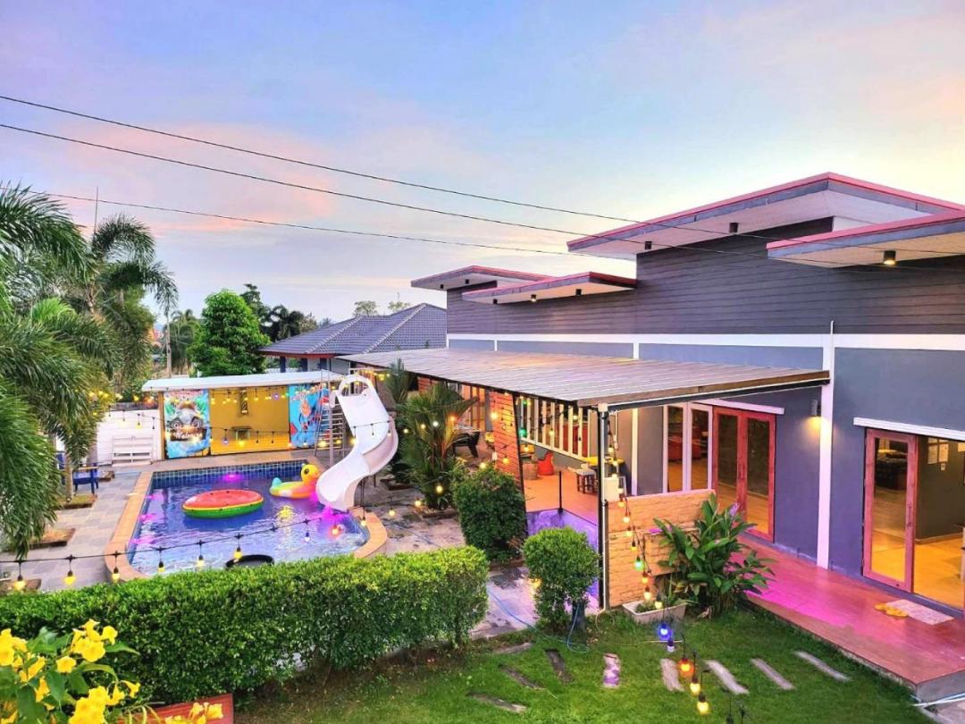 HB Loft Chill - Villa Interior View