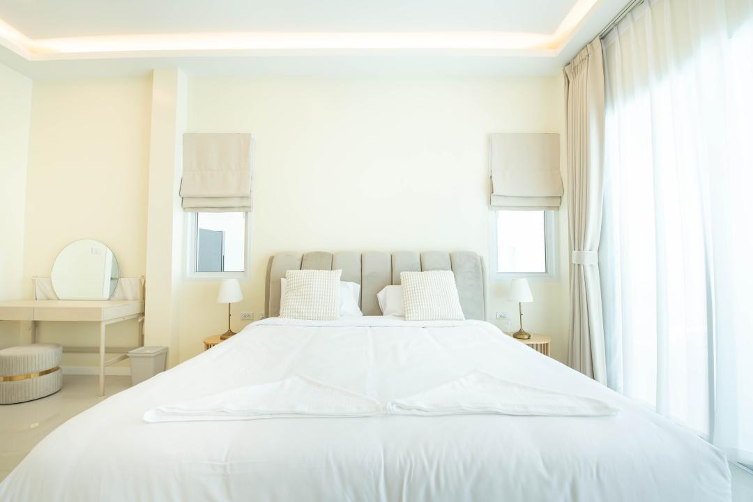 Villa Bedroom 8