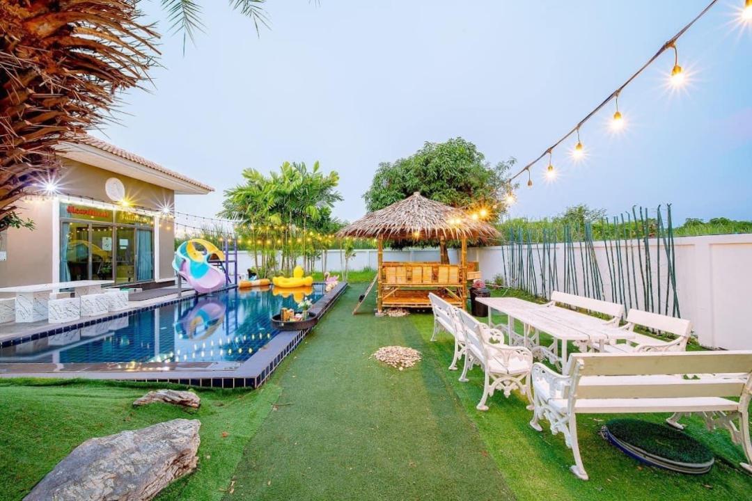 Heartbeat Fullmoon - Cover Photo