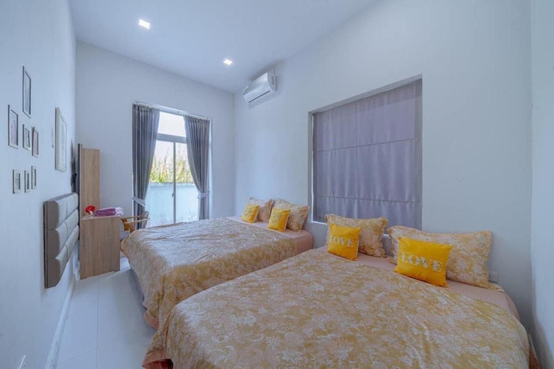 Villa Bedroom 1
