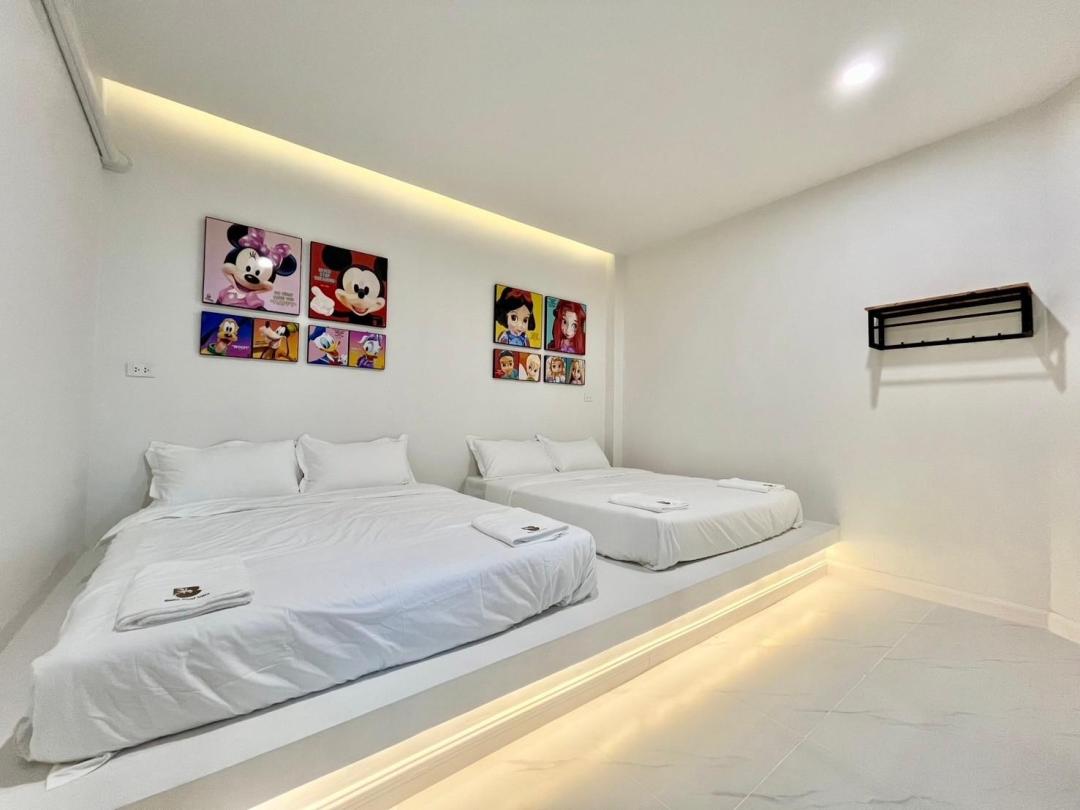 Villa Bedroom 1
