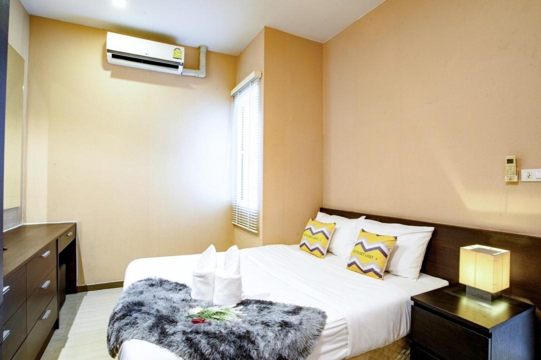 Villa Bedroom 1