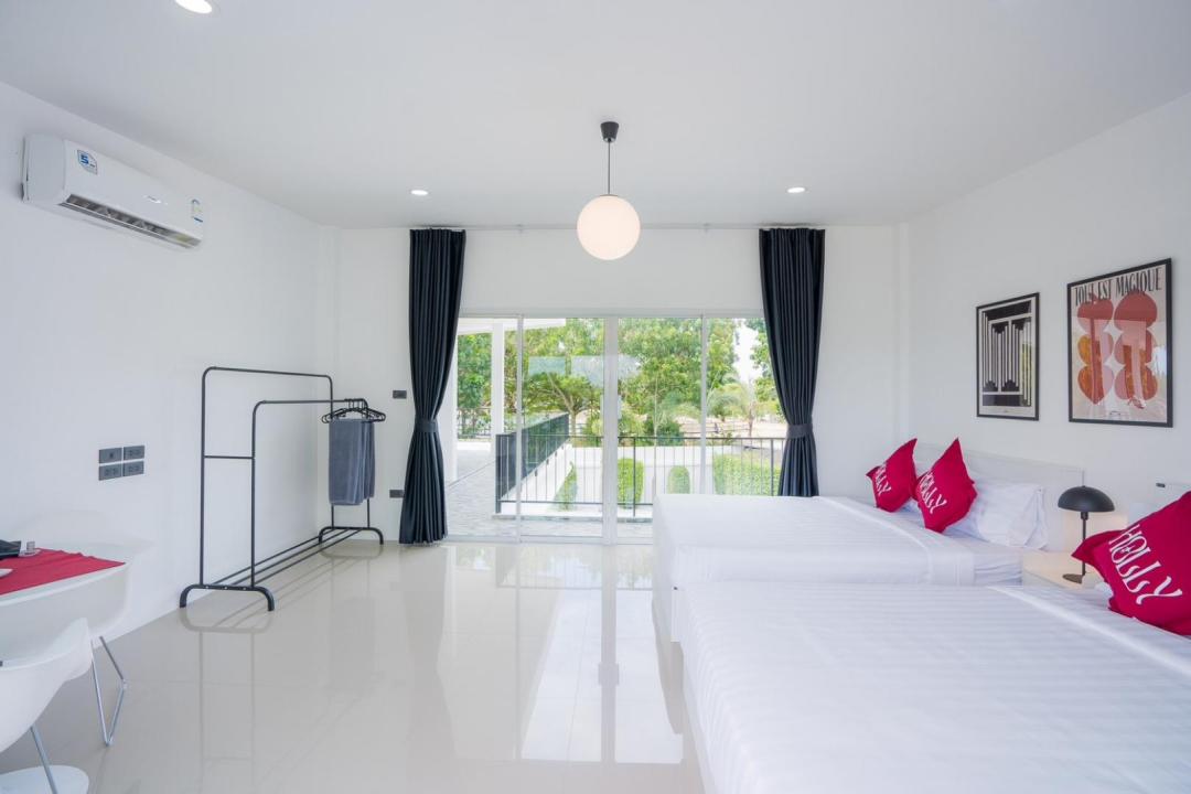 Villa Bedroom 13