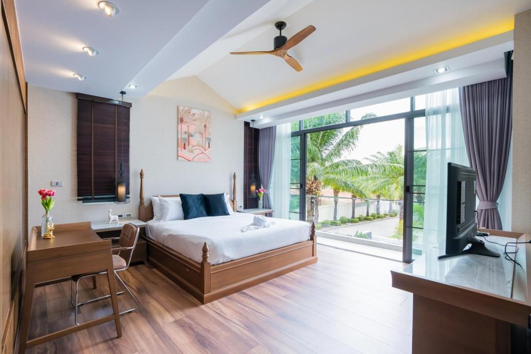 Villa Bedroom 1