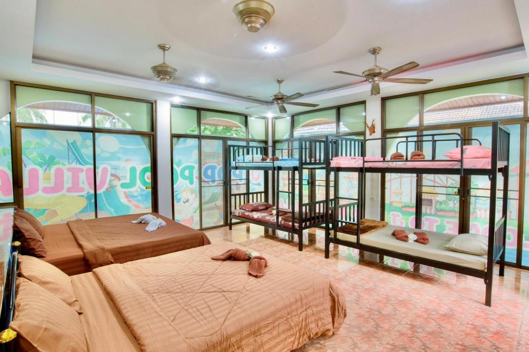 Villa Bedroom 4