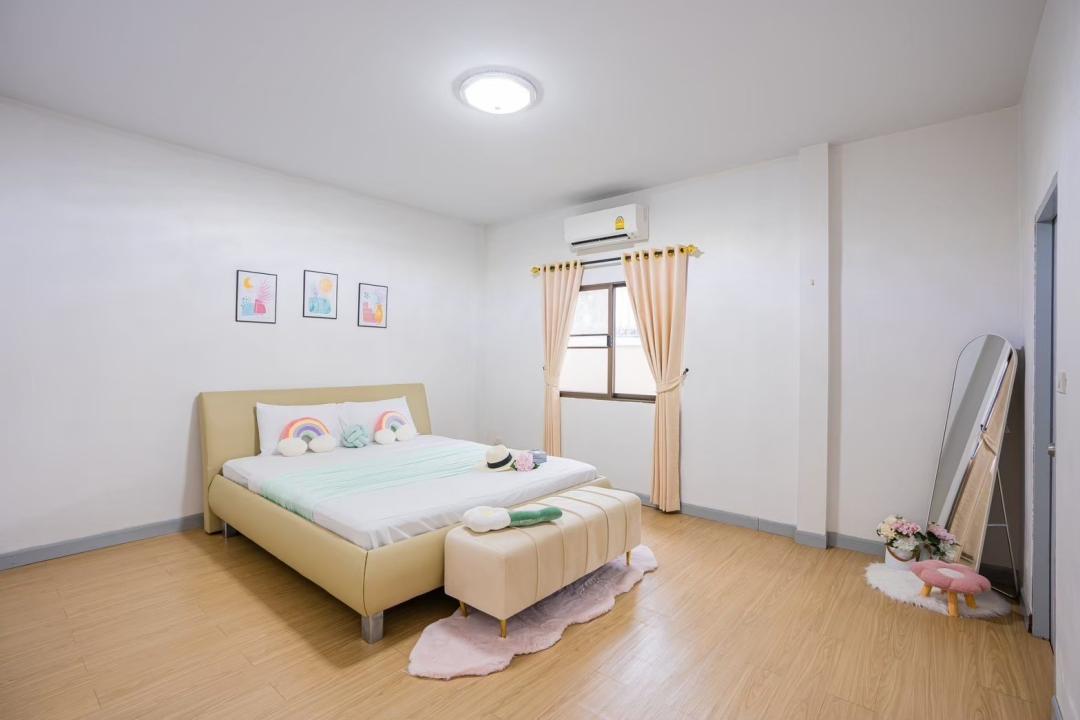 Villa Bedroom 2
