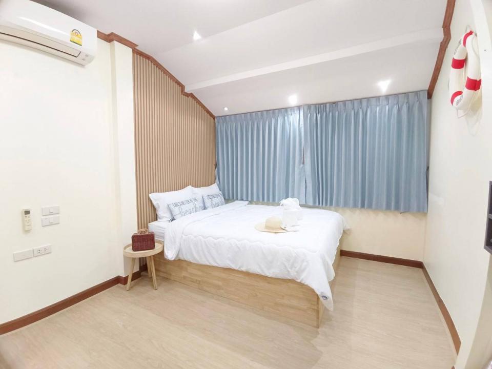 Villa Bedroom 1