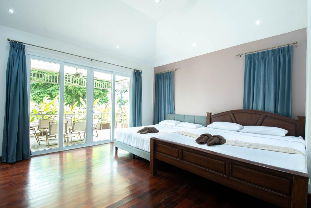 Villa Bedroom 1