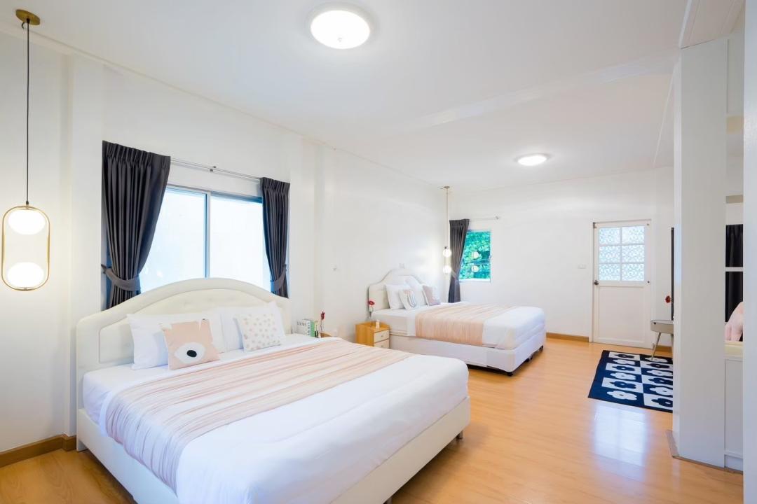 Villa Bedroom 6