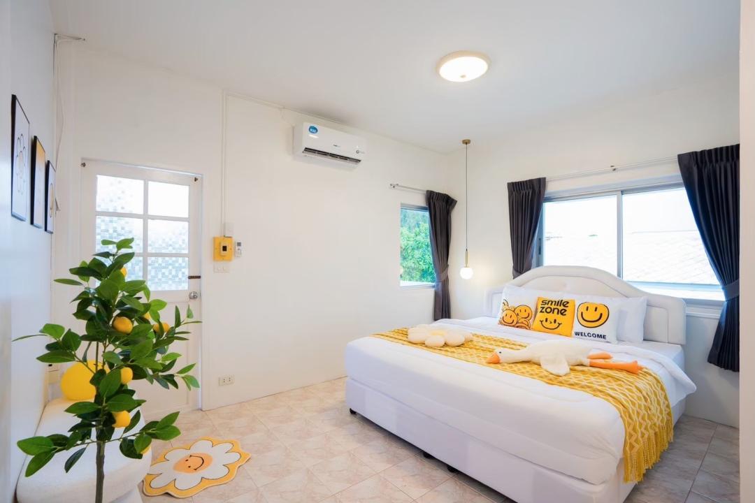 Villa Bedroom 5