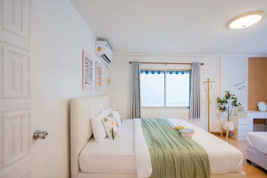 Villa Bedroom 6