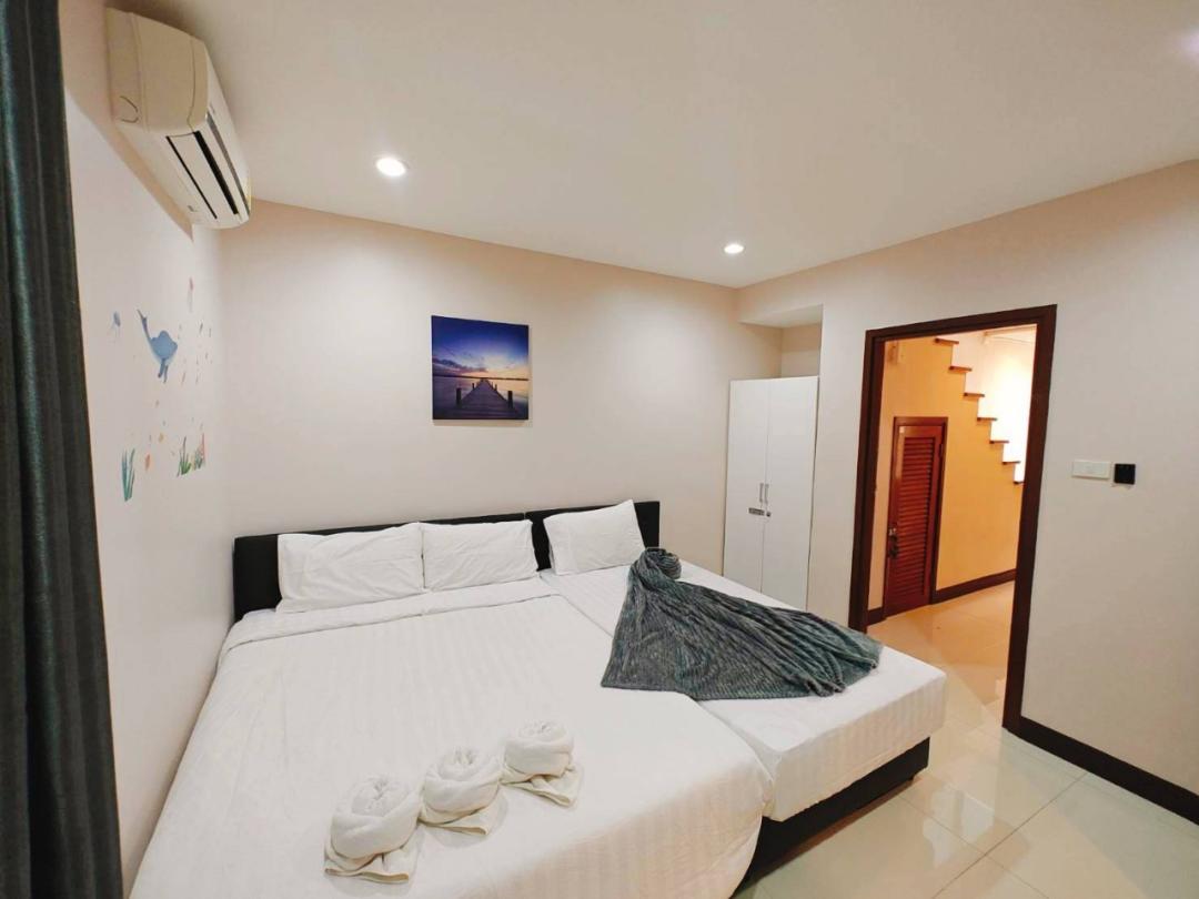 Villa Bedroom 2