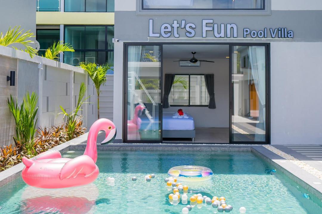 Let’s Fun - Pool Area View