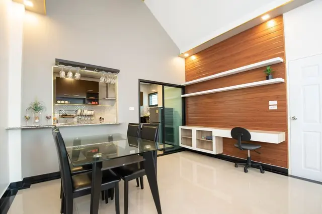 Dining Kitchen