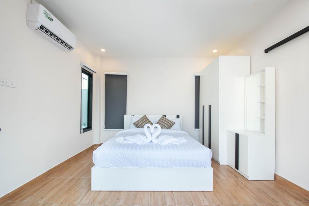 Villa Bedroom 2