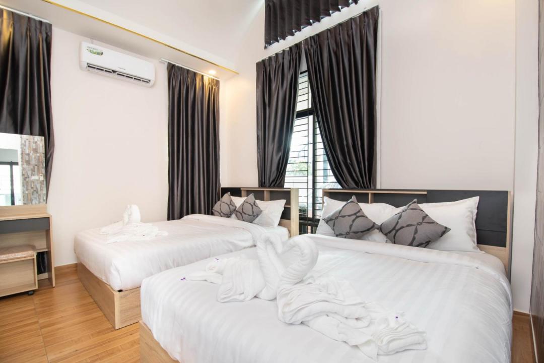 Villa Bedroom 4